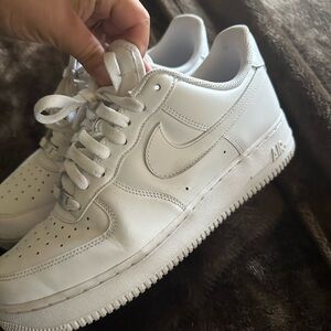 Men’s Nike Air Force 1s White Low-Top Leather Sneakers